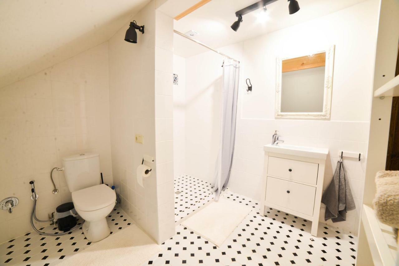 Apartament Bear Manor Lacu Muizina Pāle Zewnętrze zdjęcie